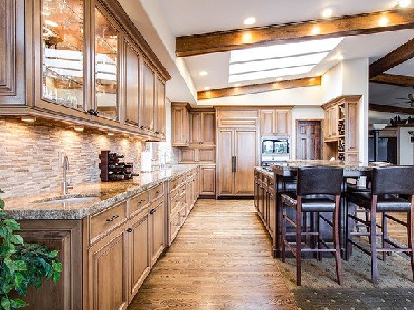 selling homes in agoura hills